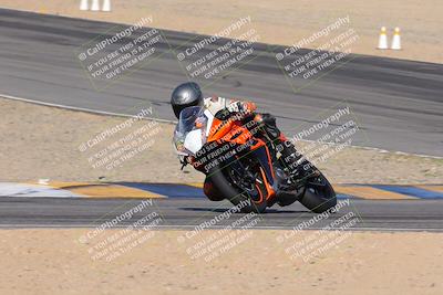 media/Dec-15-2023-Apex Assassins (Fri) [[91f19fb1c7]]/Trackday 1/Session 3 (Turn 8 Entry)/